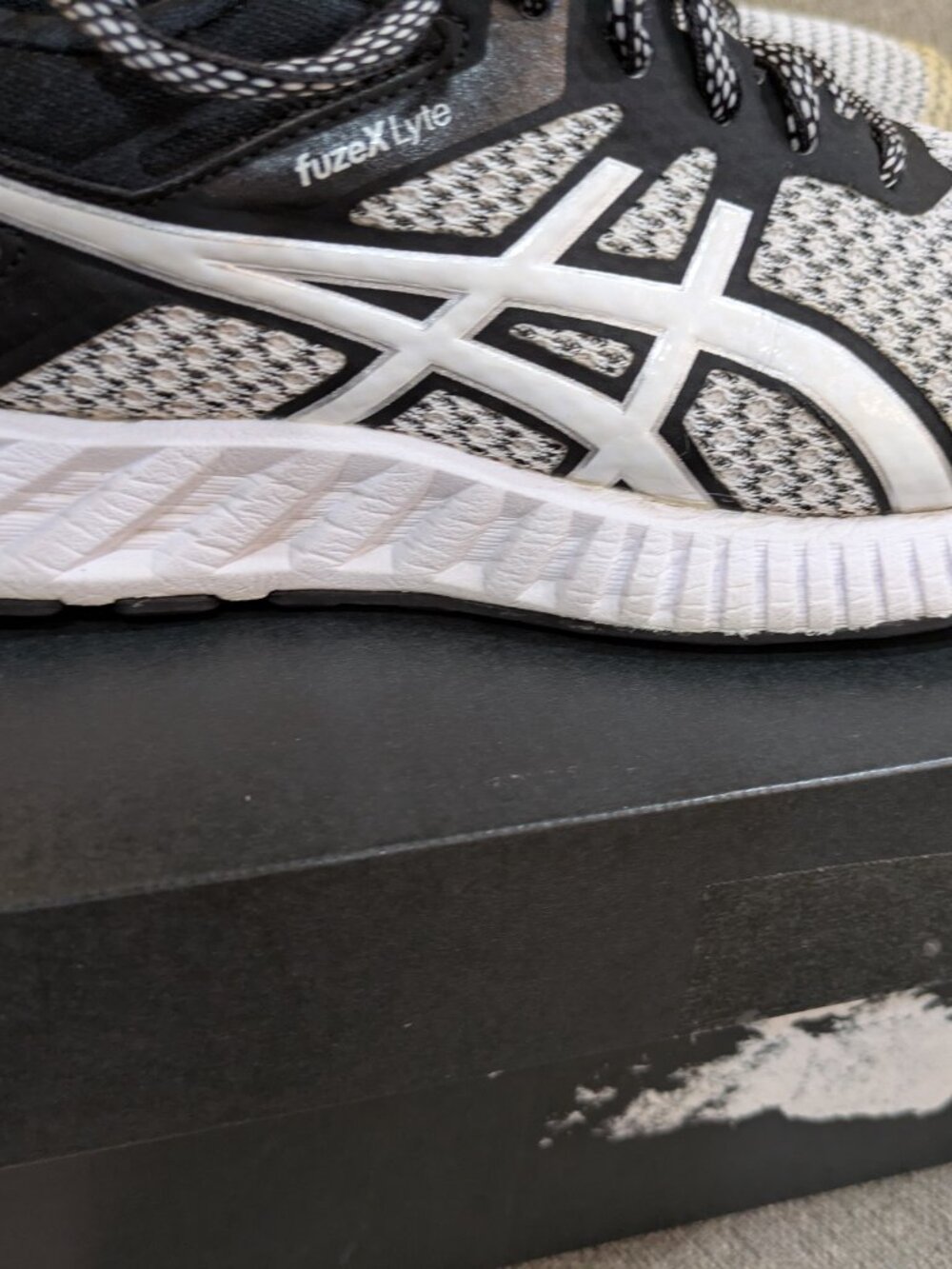Asics Fuzex Lyte 2 Running Shoes Women Size 6 Sneakers T769N Black Gray Athletic - Picture 6 of 7